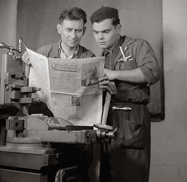 Jozef Nový, Čitatelia Práce , 1953