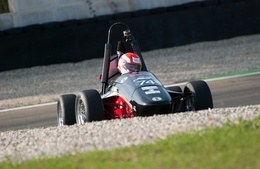 Závodní formule Dragon 2