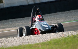 Závodní formule Dragon 2 Závodní formule Dragon 2